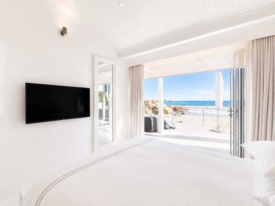 To Let 3 Bedroom Property for Rent in Clifton Western Cape